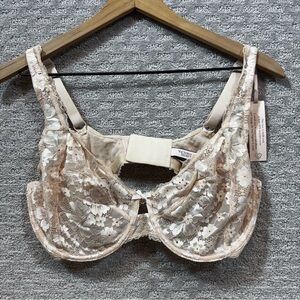 Victoria’s Secret Light Pink  Lace Unlined Bra 38DD New